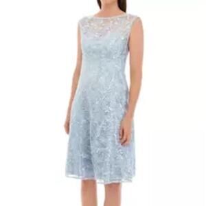 Adrianna Papell Women's Sleeveless Sequin Embroidered Fit and Flare Dress Sz 4